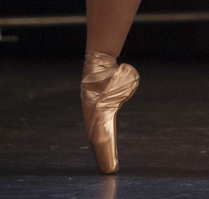 spectacle-temps-danse-asnieres-2012-cou-de-pied-temps-danse-asni-res